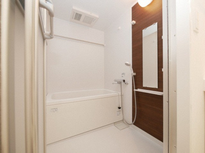 【浴室】 | ジオエント新町 | きれいなお風呂です