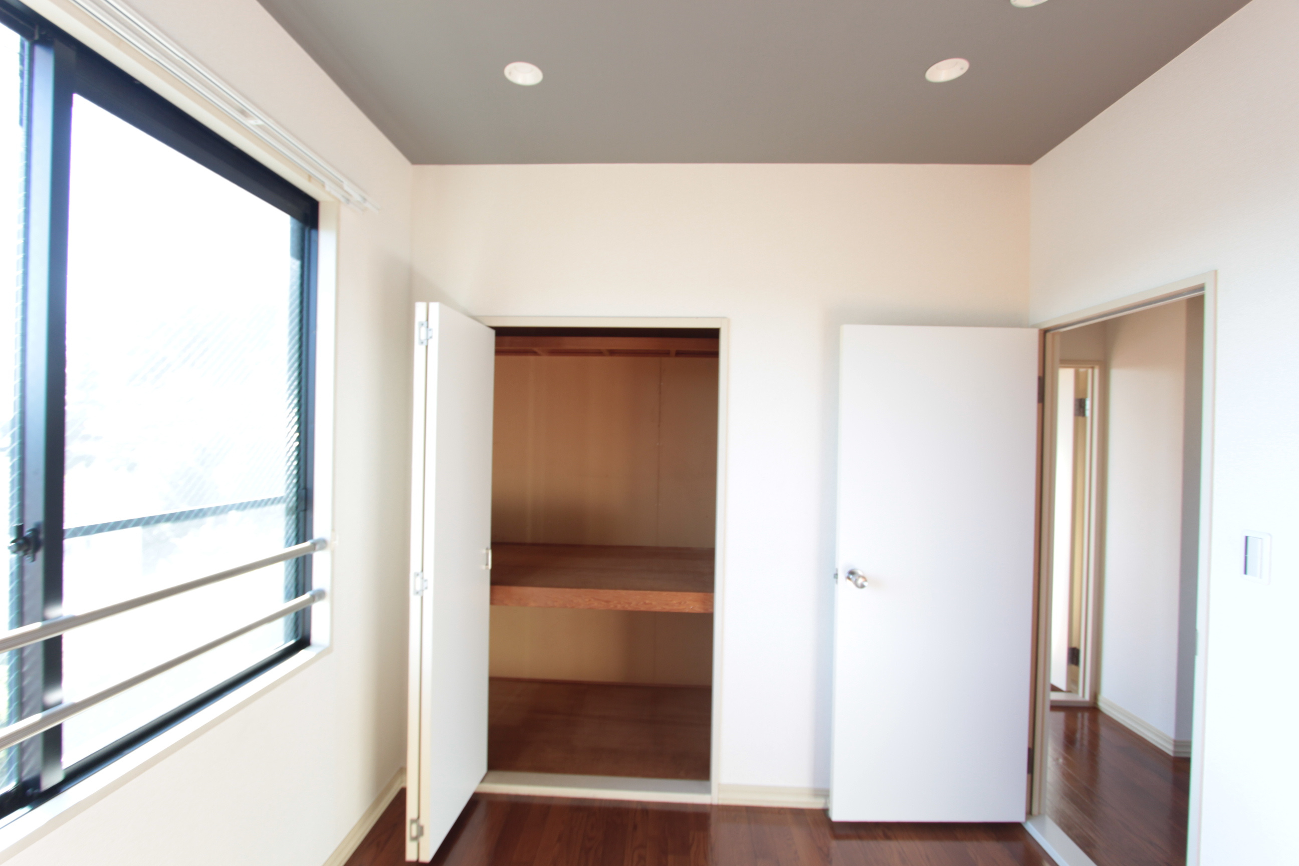 ビューラー上星 五番館