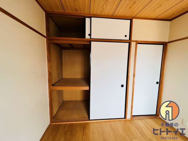 エグゼサカエの収納|洋室の収納スペースです
