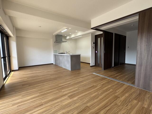 【居間・リビング】