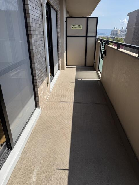 【バルコニー】