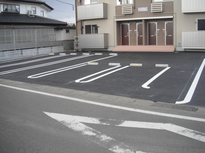 【駐車場】 | クリスタルハイツ Ａ | 駐車場