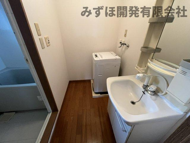 寒河江市大字西根字石川下2076(パステル）の独立洗面台