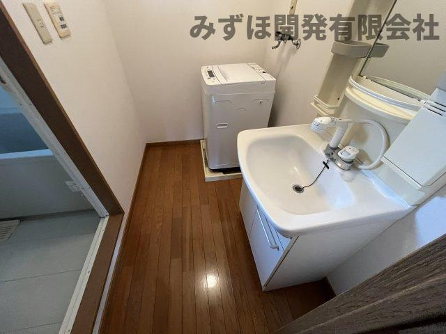 寒河江市大字西根字石川下2076(パステル）の独立洗面台