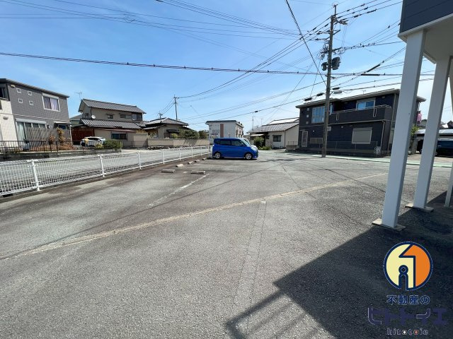 エグゼサカエの駐車場|駐車スペースもあります