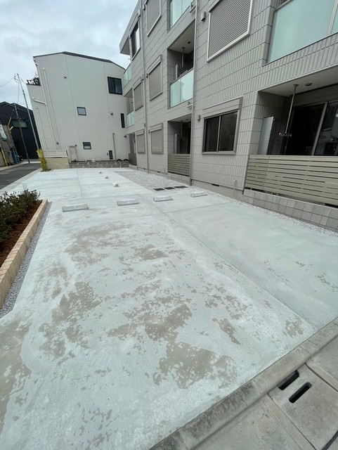 セレーノ・カナーンの駐車場