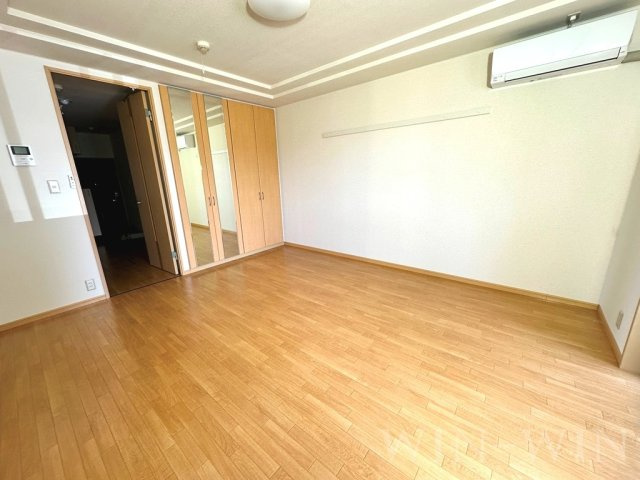 エルヴェ東小向 Ⅱの居間・リビング
