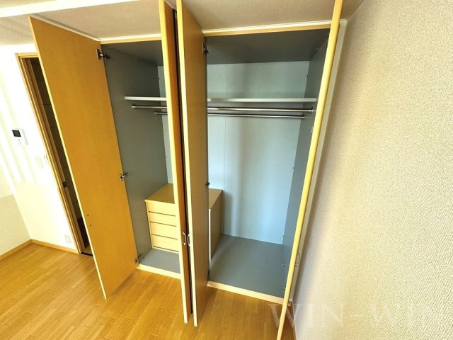 エルヴェ東小向 Ⅱの収納