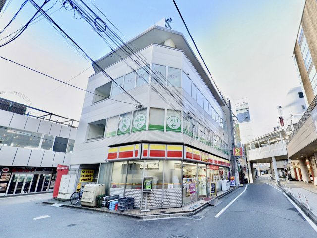かまやビルの外観
