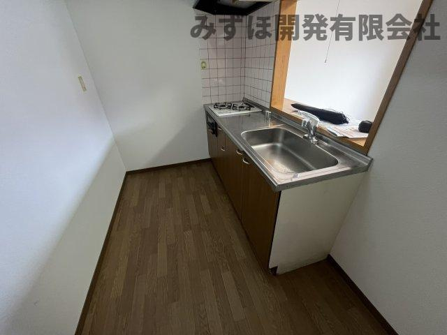 東根市温泉町1丁目14-14　ハートフルハウスBのキッチン