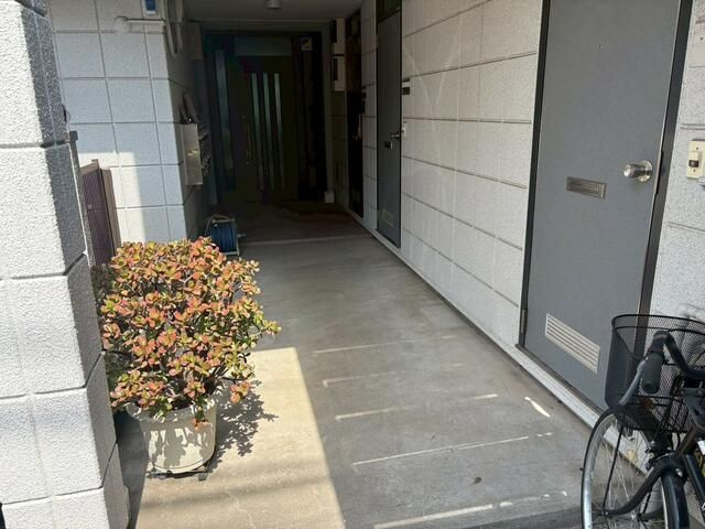 【エントランス】