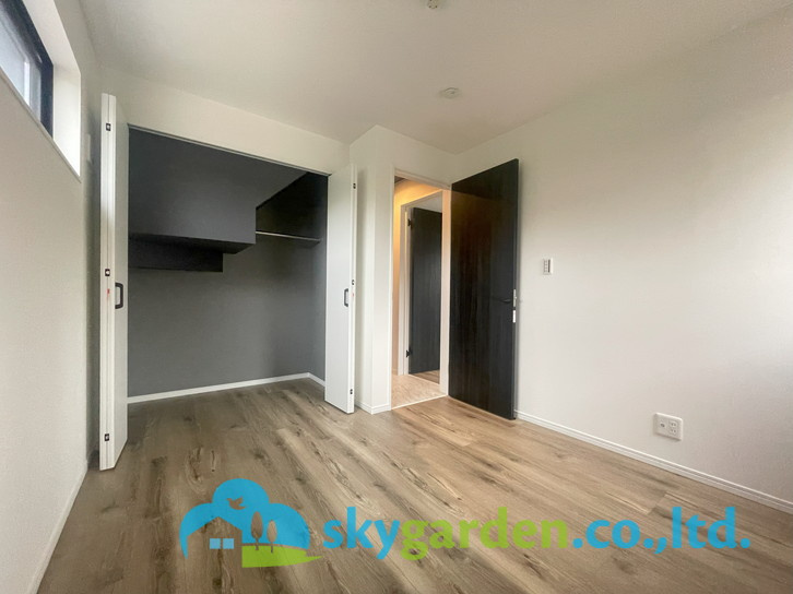 藤沢市鵠沼橘　新築戸建　全2棟A号棟の洋室