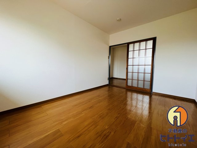 グリーンハイツサカエの洋室|スタンダードな洋室です