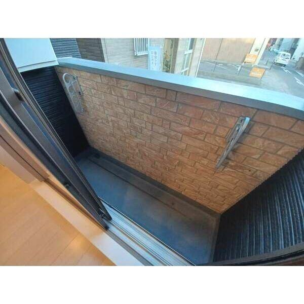 GRANDFORME 堀田 名古屋市賃貸　仲介手数料無料のバルコニー