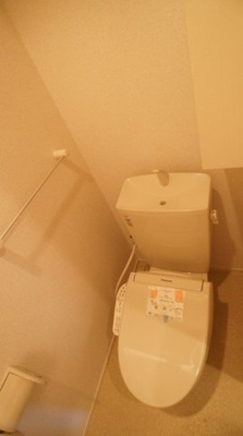 【トイレ】 | セレッソⅡ | 落ち着いた色調のトイレです