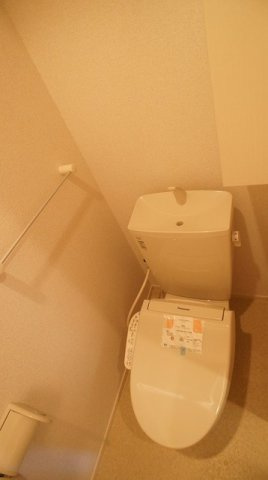 【トイレ】 | セレッソⅡ | 落ち着いた色調のトイレです