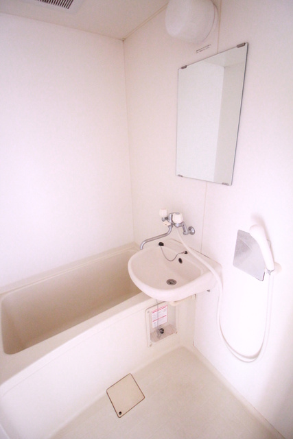 ニューハイツサトウの浴室|他のお部屋の写真です。