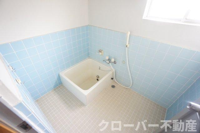 津森町平家の浴室