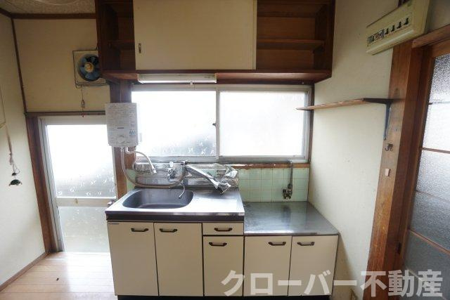 津森町平家のキッチン