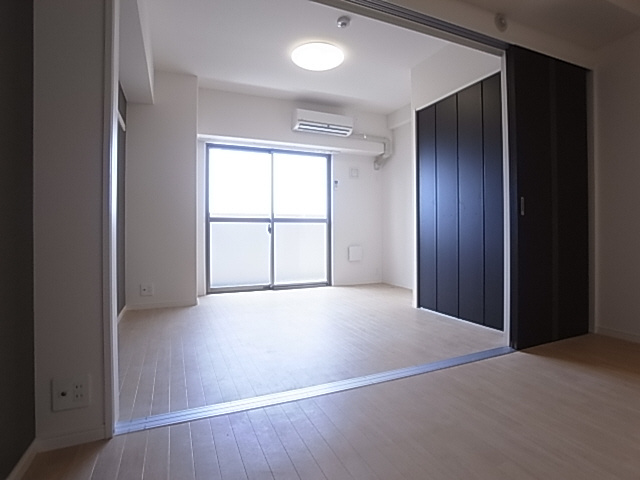 神戸市須磨区行幸町１丁目の賃貸マンションの内装|洋室