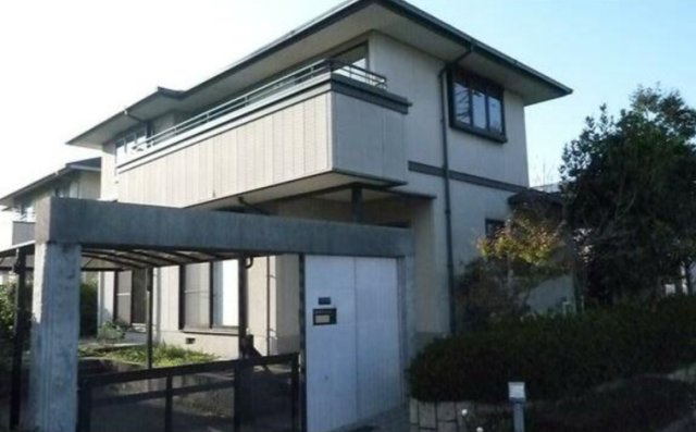 ルクスエテルナタナカの外観