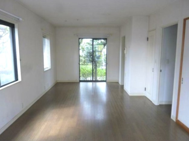 ルクスエテルナタナカの居間・リビング