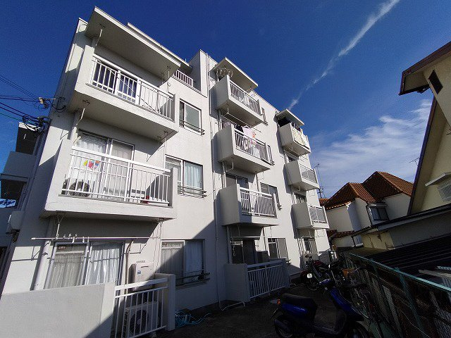 神戸市北区鈴蘭台南町２丁目の賃貸マンション