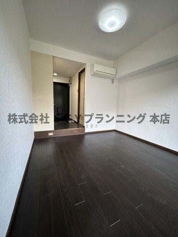 仲介手数料０円！HOUSING101の居間・リビング