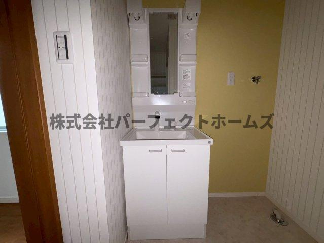 FUKUIBUNKA&Trunkの独立洗面台|独立洗面台です