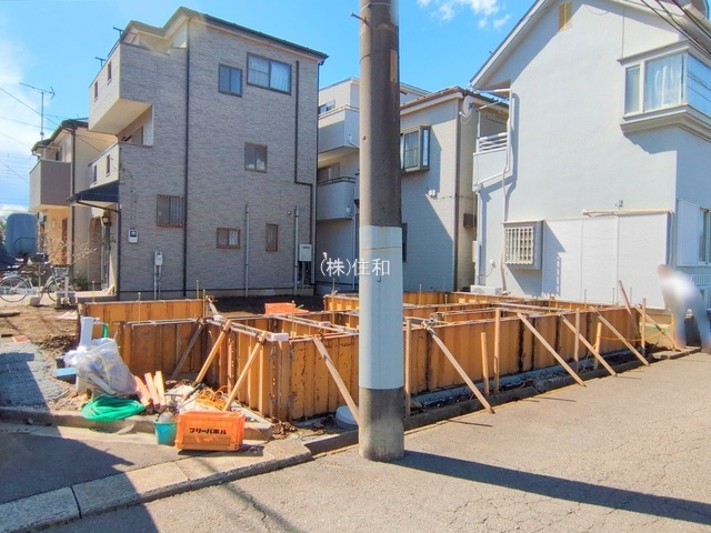 【新築分譲住宅】川越市稲荷町の前面道路含む現地写真