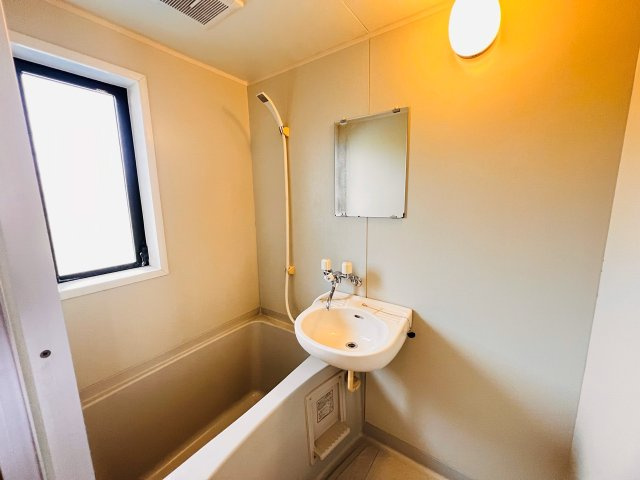 レジデンス尾島の浴室