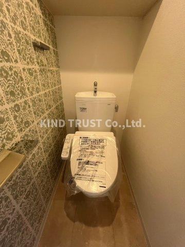 Alivis北梅田のトイレ|コンパクトで使いやすいトイレです