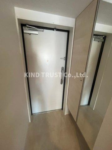 Alivis北梅田の玄関|玄関です