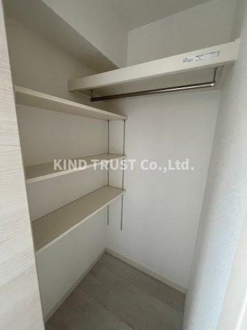 Alivis北梅田の収納|便利な収納スペースです