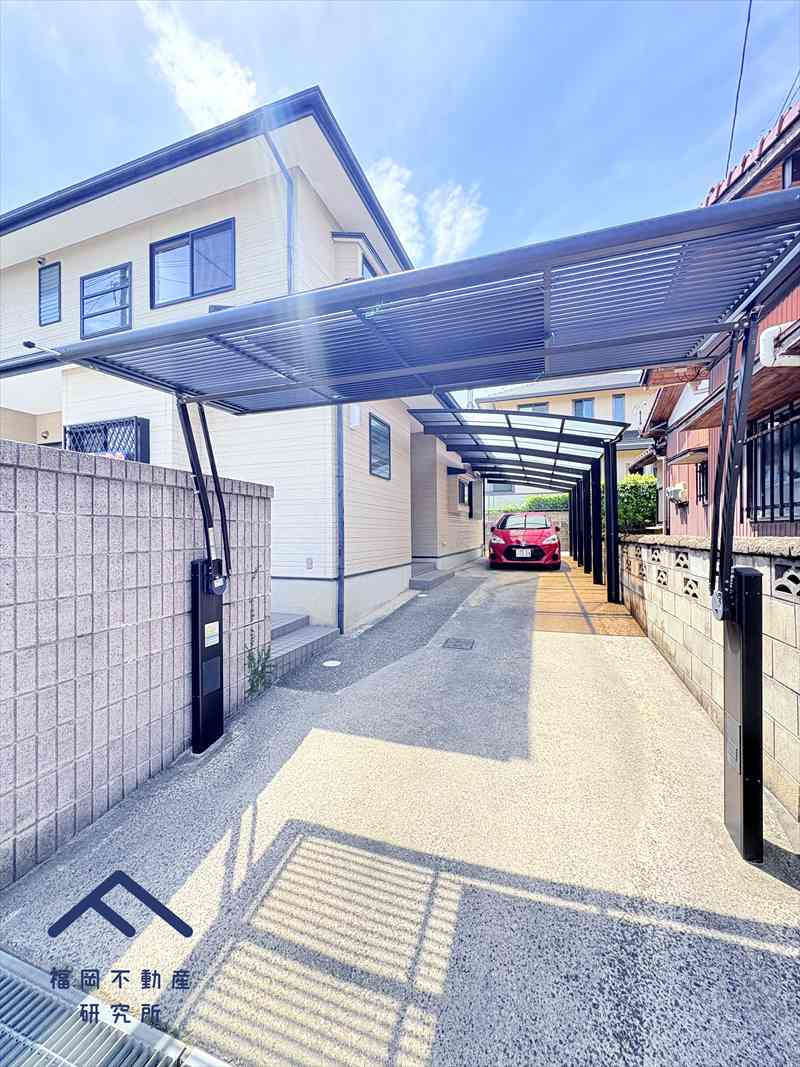 宗像市自由ヶ丘7丁目　戸建ての駐車場