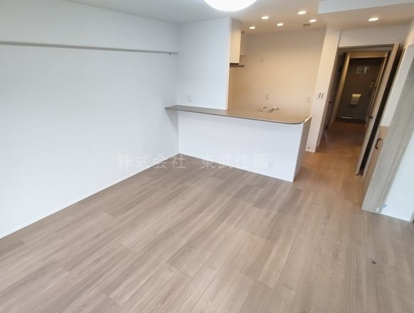 【居間・リビング】の画像