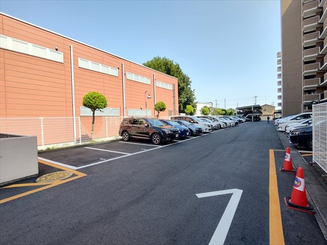 【駐車場】の画像