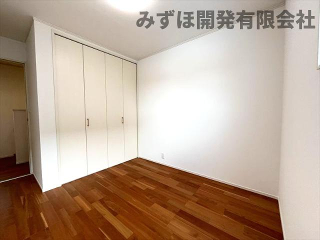 東根市神町西一丁目　神町プライムタウン【D棟】の洋室|５帖