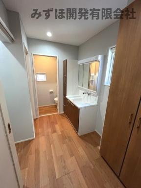 東根市神町西一丁目　神町プライムタウン【D棟】の独立洗面台