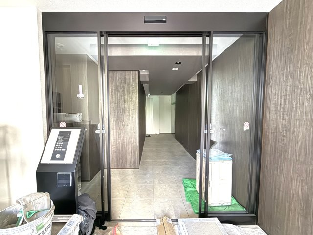 【エントランス】
