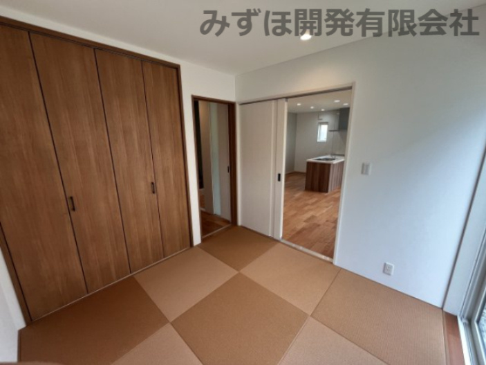 東根市神町西一丁目　神町プライムタウン【C棟】の洋室|5帖