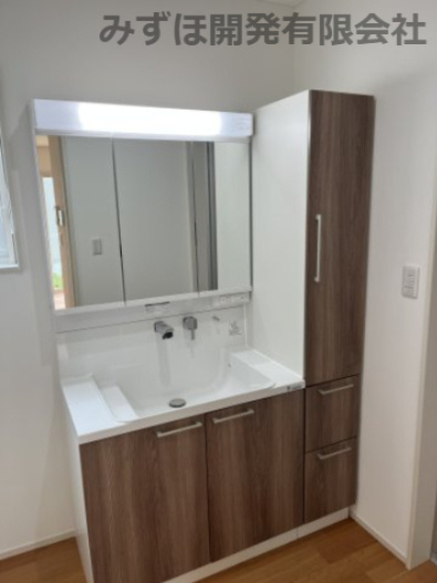 東根市神町西一丁目　神町プライムタウン【C棟】の独立洗面台