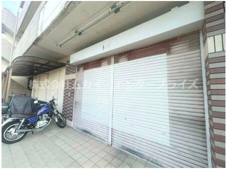 サンシャイン深井の外観|1階部分です☆