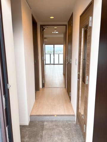 レジデンス喜志の玄関