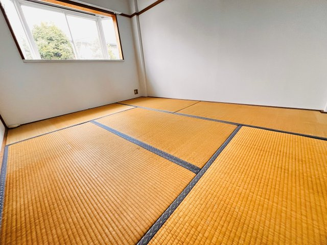 橋本ハイツの和室