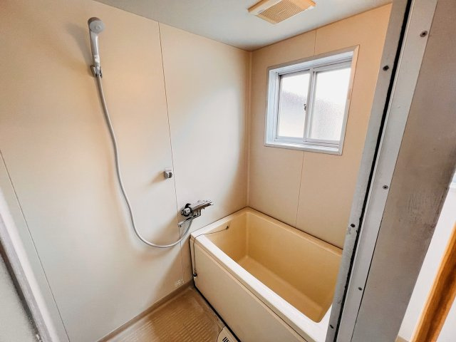 橋本ハイツの浴室
