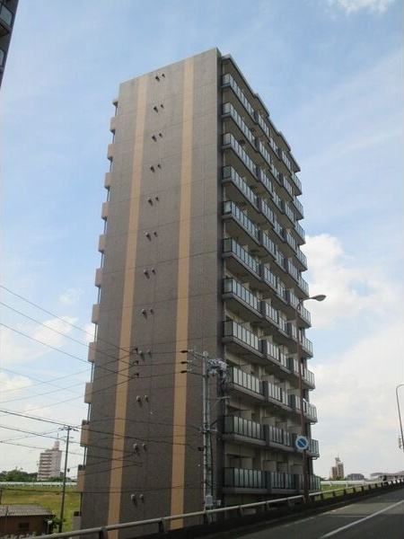 リバーコート砂田橋Ⅰの外観