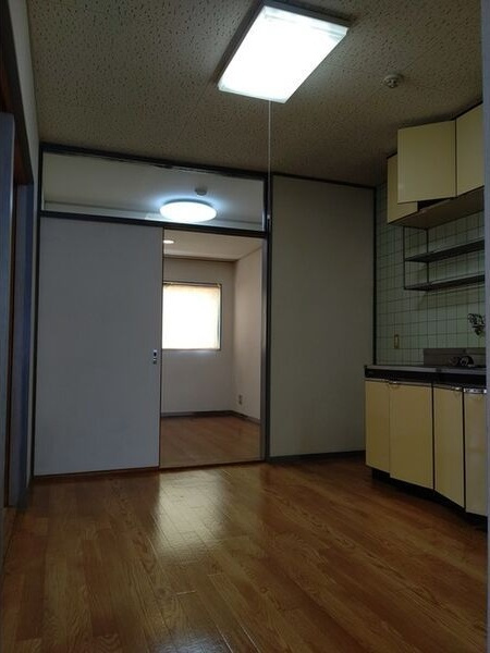 シティーハイツモリーの居間・リビング