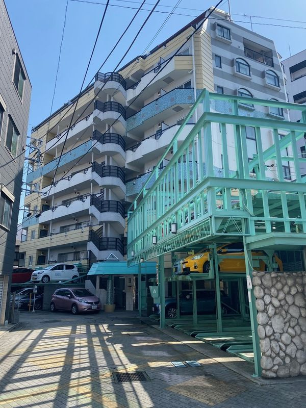 ロワール北千住の外観