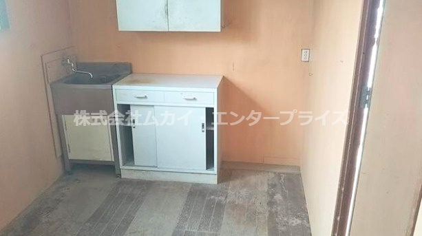 羽曳野市野　貸し倉庫のキッチン|洗面所あり☆